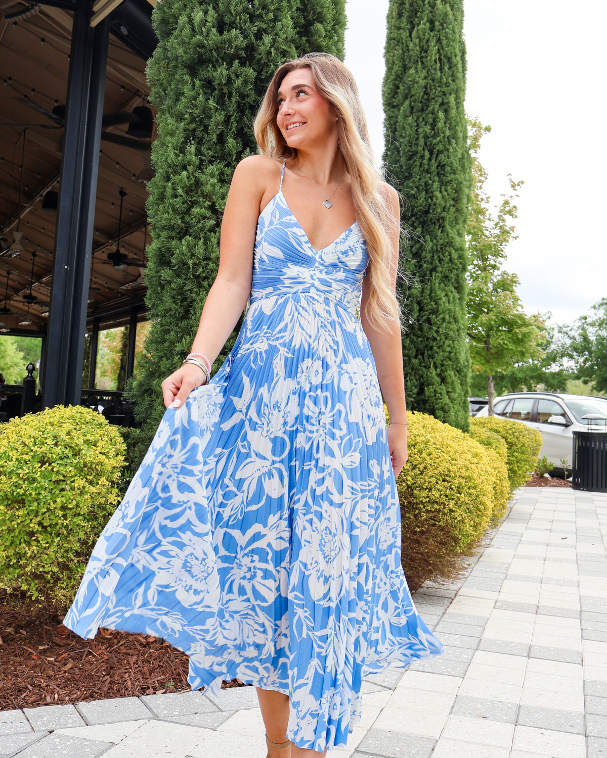 ASTR Blythe Floral Plisse Midi Dress | Blue Floral
