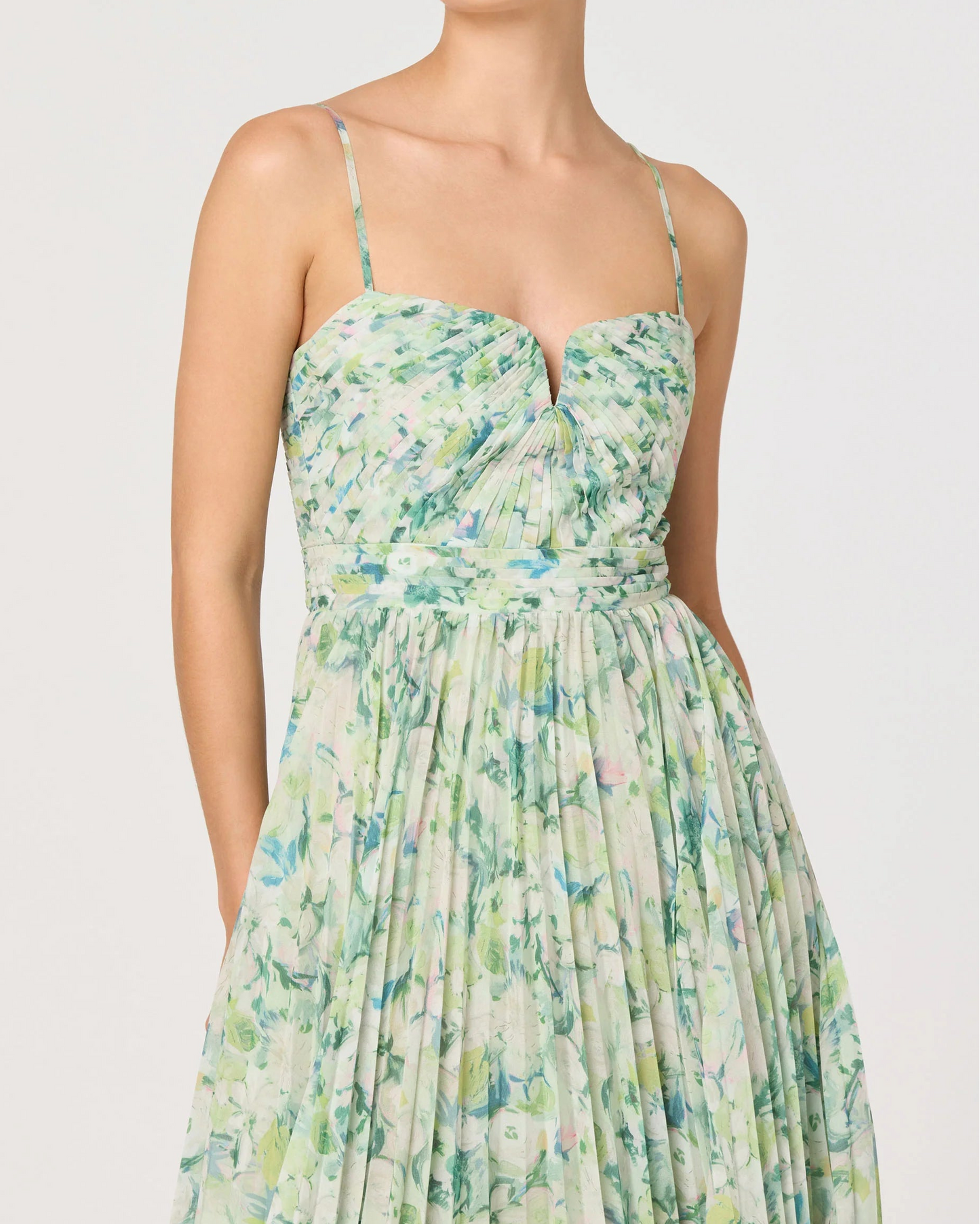 ASTR Bayley Pleated Floral Maxi Dress | Green Floral