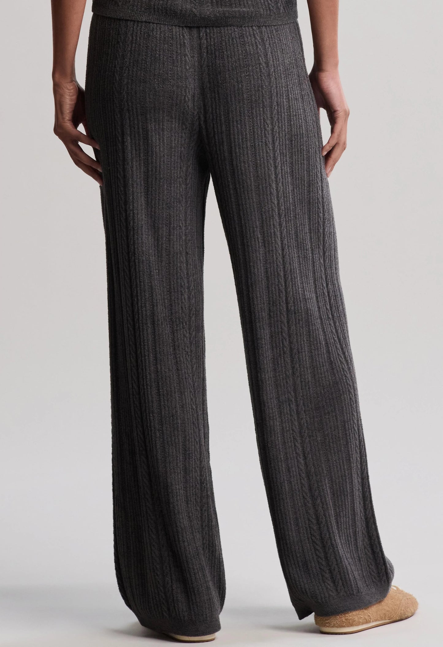 Barefoot Dreams CozyChic Cable Knit Ankle Pant | Carbon