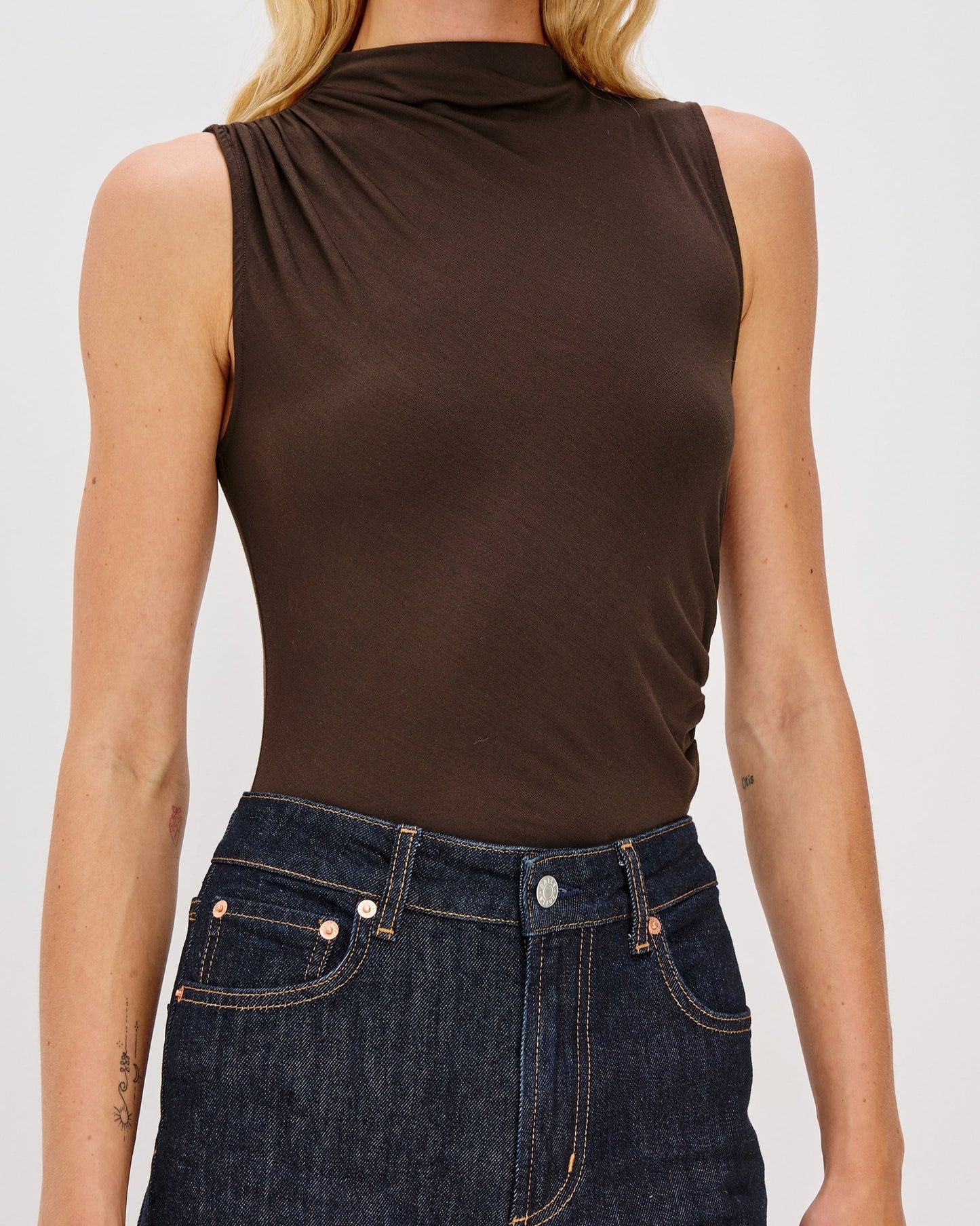 Rails Christen Top | Espresso