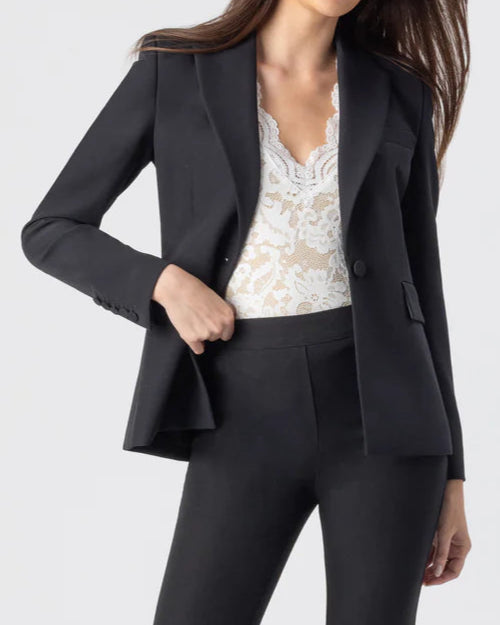 Generation Love Aimee Crepe Blazer | Black