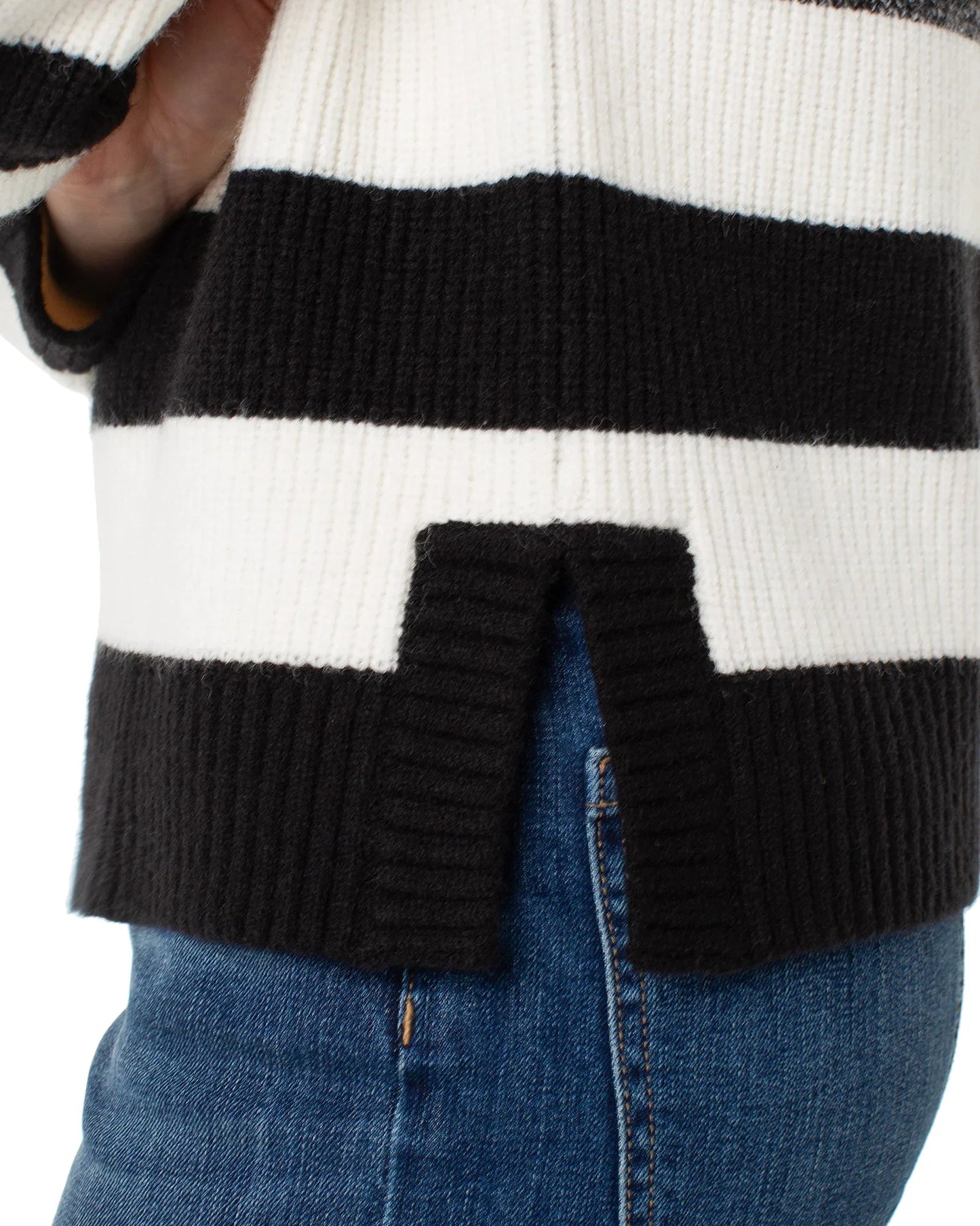 Liverpool Long Sleeve V-Neck Sweater | Cream Black Melange Stripe