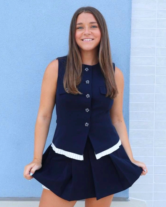 ASTR Kelson Pleated-Hem Button Vest | Navy