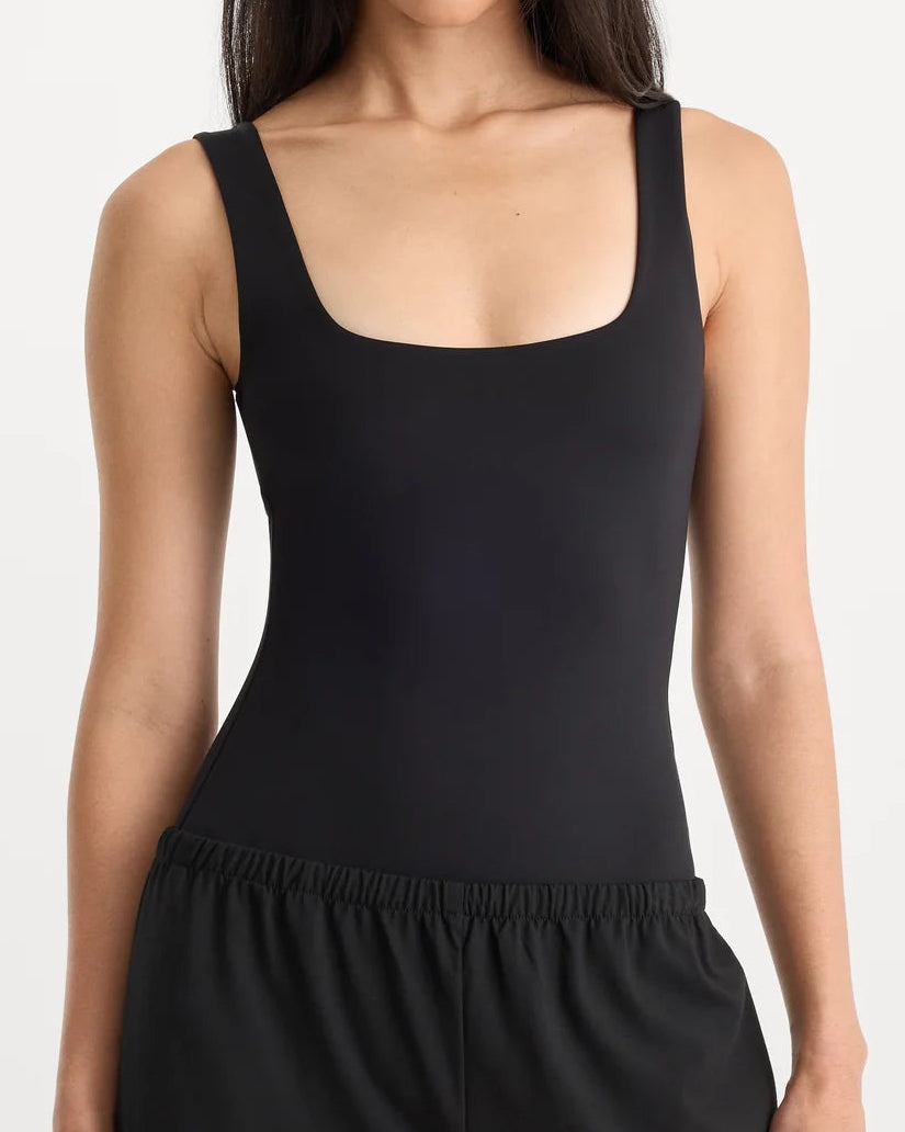 Good American Sculpting Modern Tank Bodysuit | Black