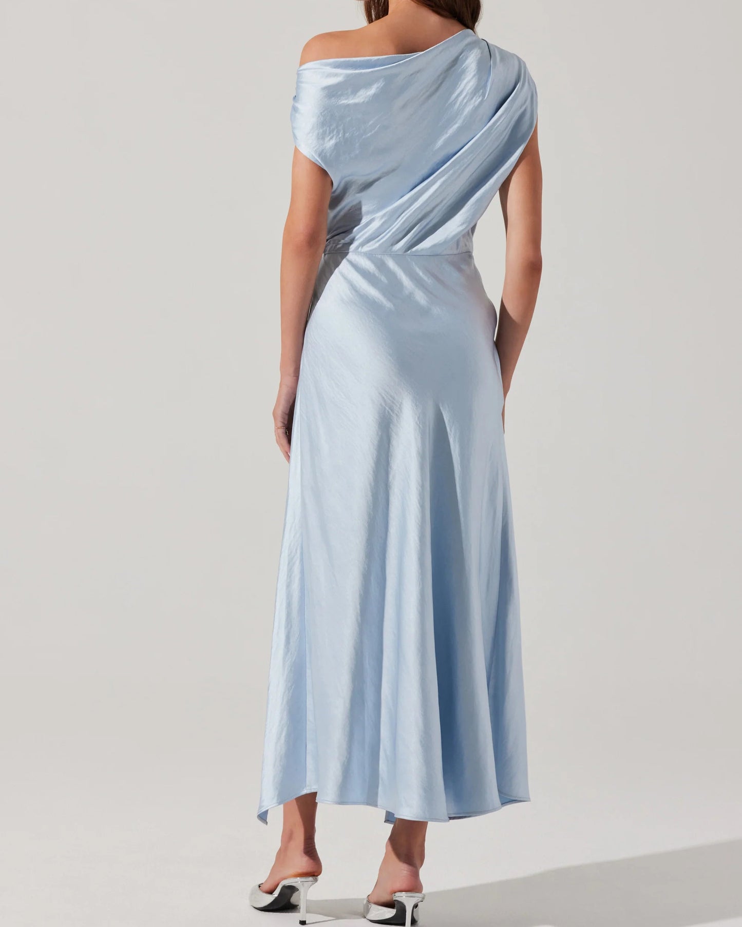 ASTR Mairyn Satin Midi Dress