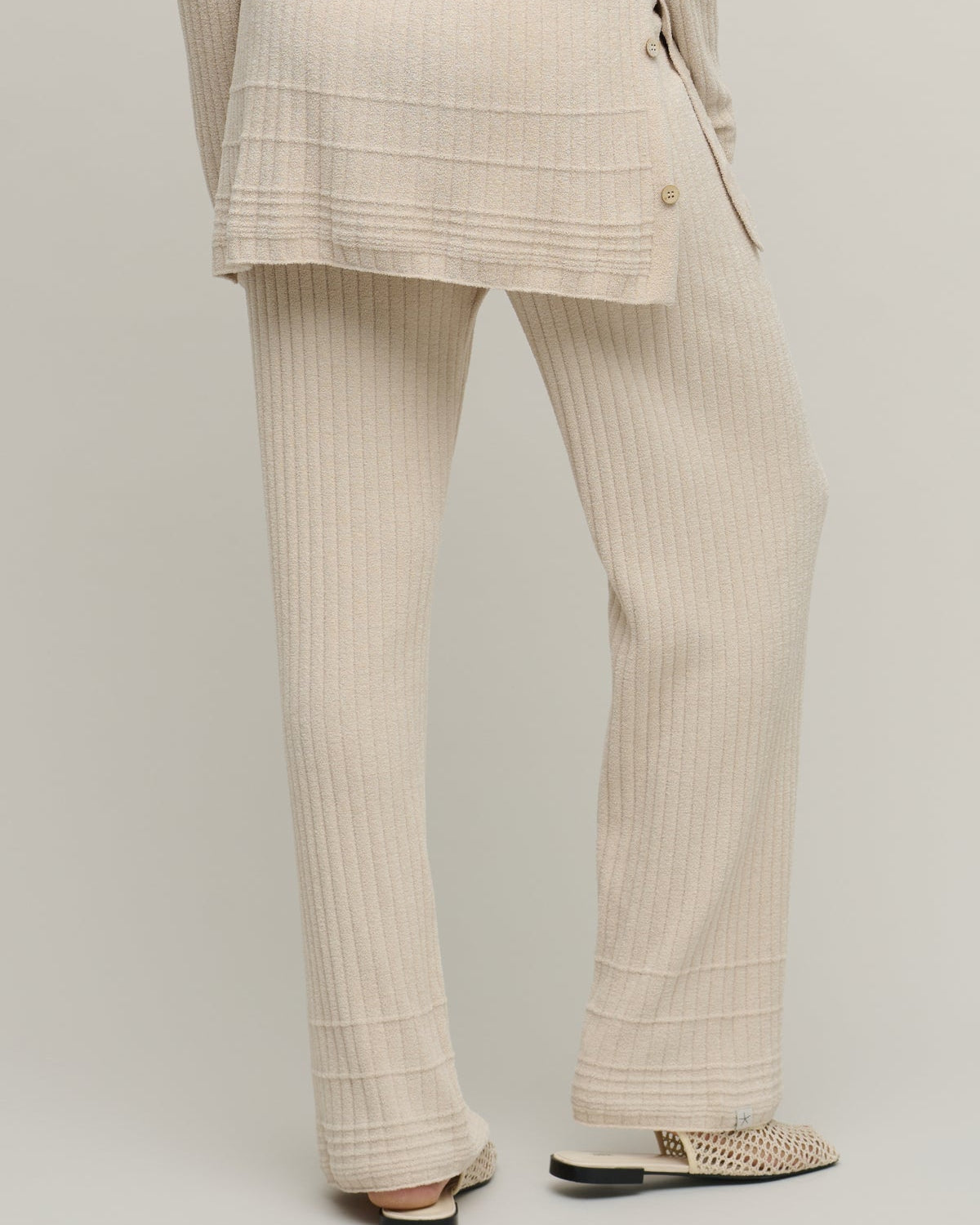 Barefoot Dreams Textured Hem Rib Pant | Stone