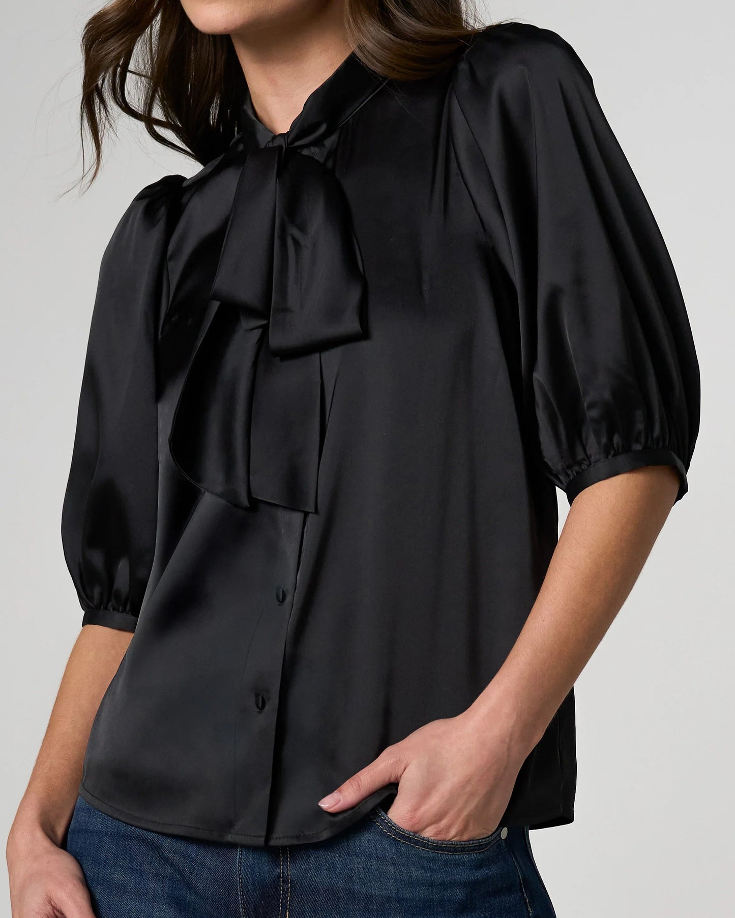 Liverpool Elbow Length Puff Sleeve Woven Top | Black